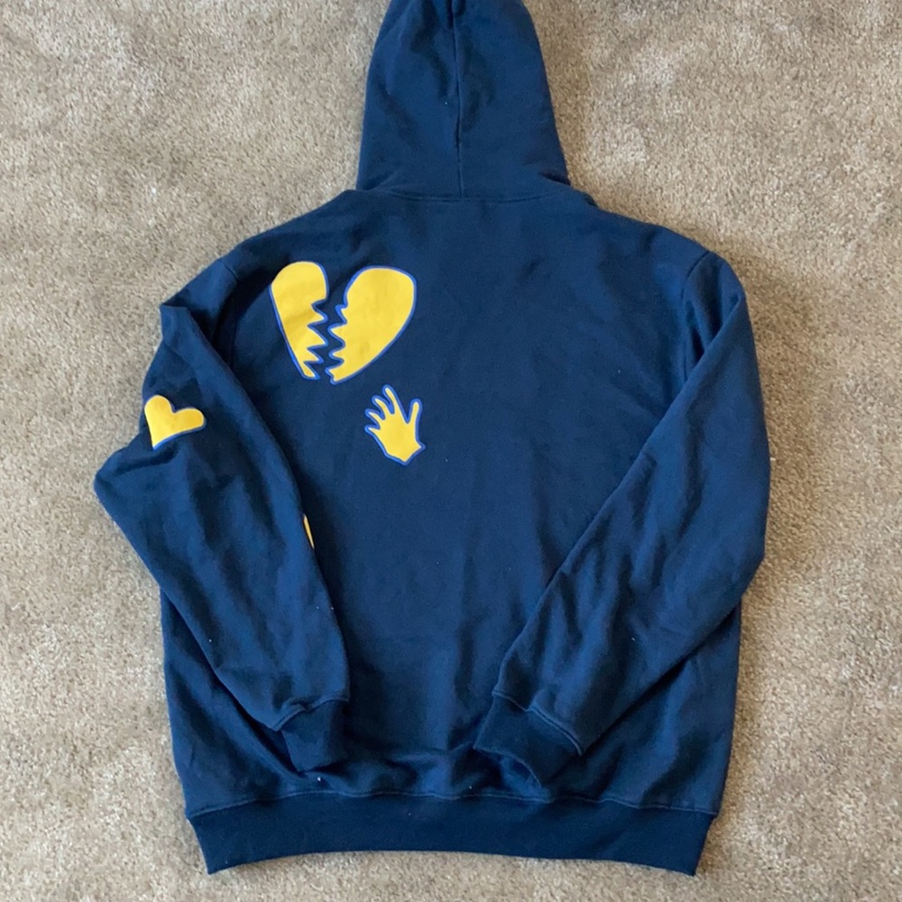 Sweatshirt - Picture 2 of 2